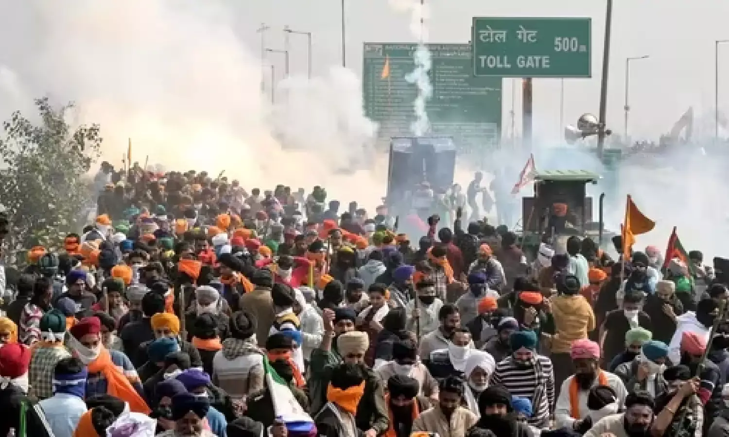 Farmers gather at Shambhu, Khanauri to mark 100 days of Delhi Chalo protest