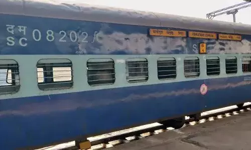 Andhra home guard arrested for outraging modesty of minor girl on Venkatadri Express