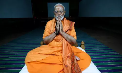 PM Modi performs Surya Arghya at Vivekananda Rock Memorial
