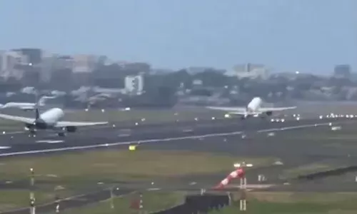 Two planes land, take off within close interval on same runway at Mumbai airport