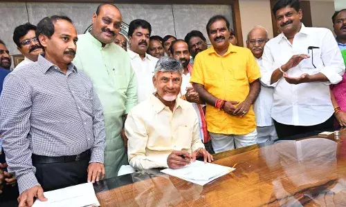 CM Naidu assumed charge, signed first file on mega DSC notification
