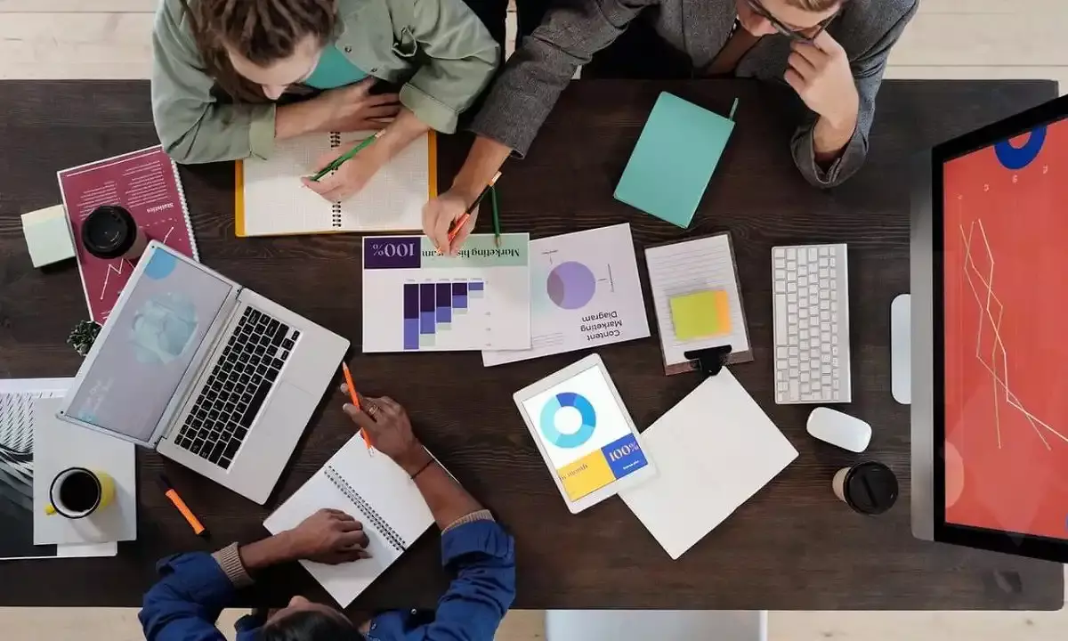 The big Indian job market: Demand for freshers with bachelors degrees increases 71%; tech talent preferred