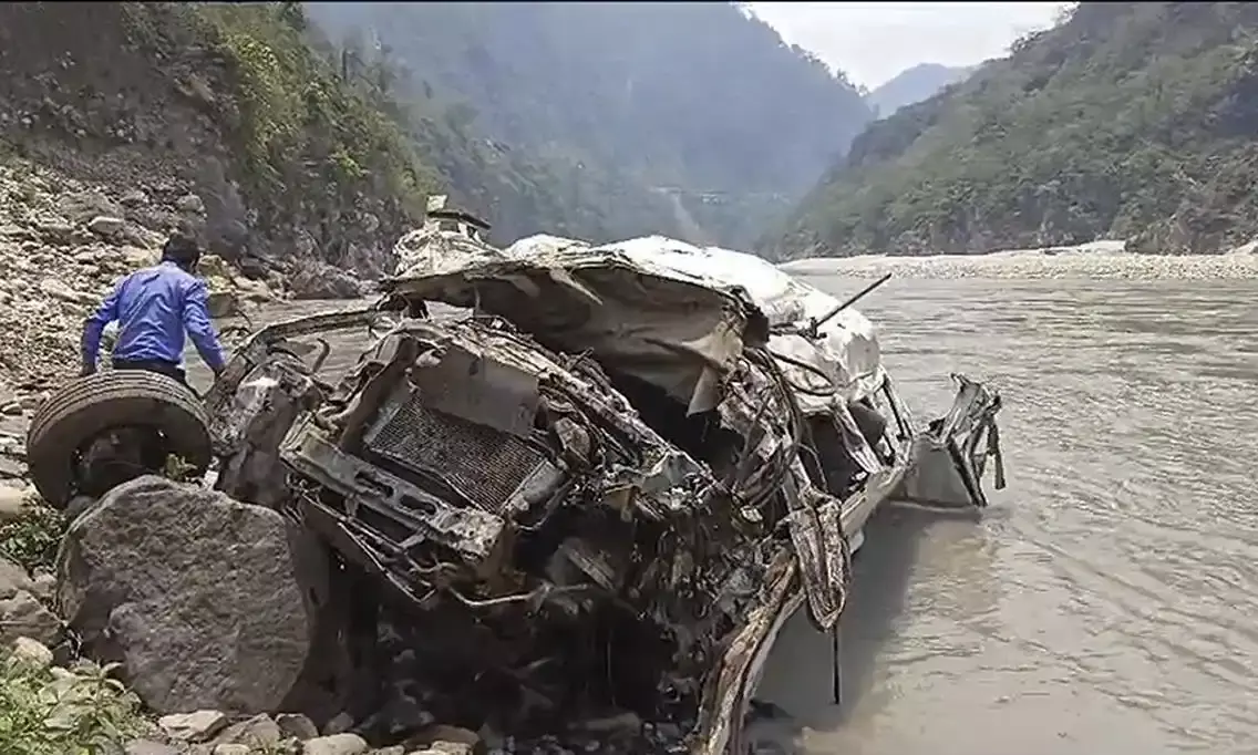10 killed, 13 injured as tempo traveller skids off road, falls into Alaknanda river in Uttarakhand