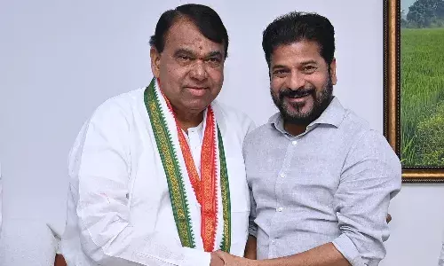 BRS leader P Srinivas Reddy joins Congress; leaders want pause on poaching