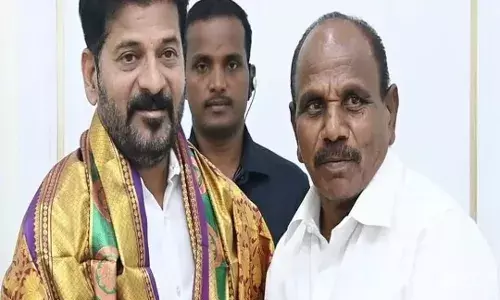 BRS Chevella MLA Kale Yadaiah joins Congress