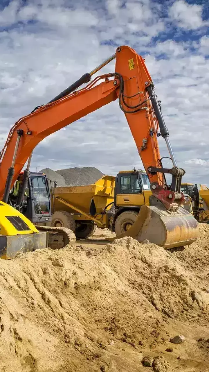 Andhra govt to adopt free sand policy