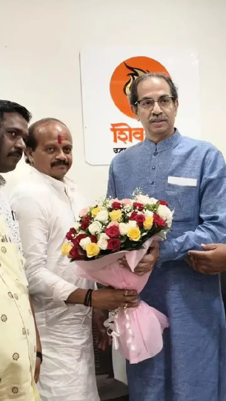Vasant More joins Shiv Sena (UBT)