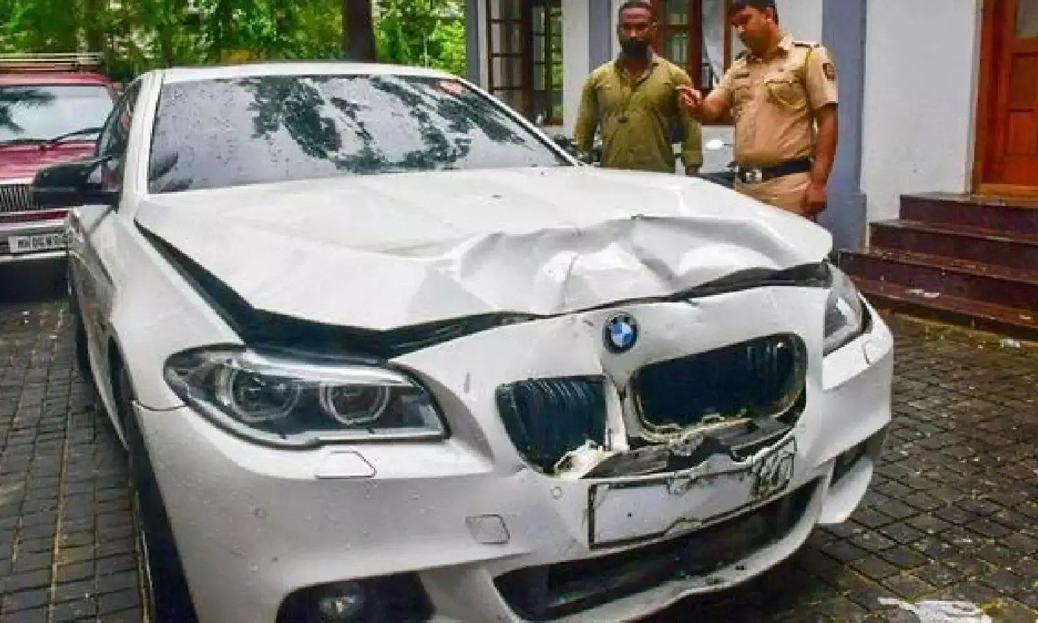Mumbai BMW case: Two arrested, CM assures justice; Aaditya says no political refuge