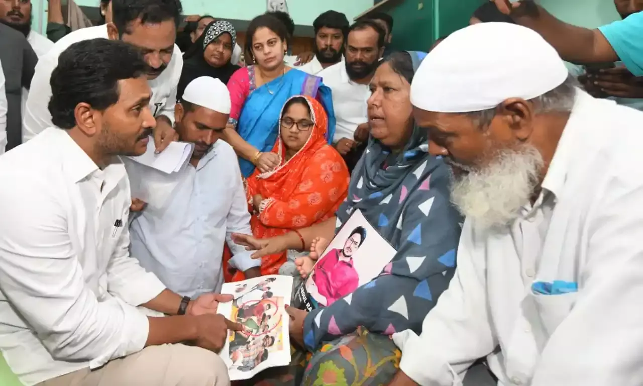 Vinukonda Murder: Jagan accuses TDP of creating fear in AP, calls for Delhi protest