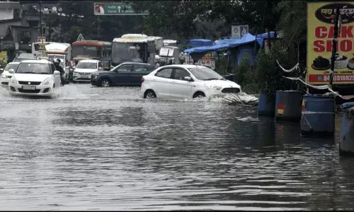 More than 200 mm rainfall in several areas of Mumbai over 24 hours, NDRF teams deployeda