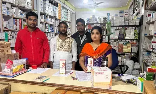 DCA seizes fake kidney stones, fever āmedicinesā in Narsingi, Khammam