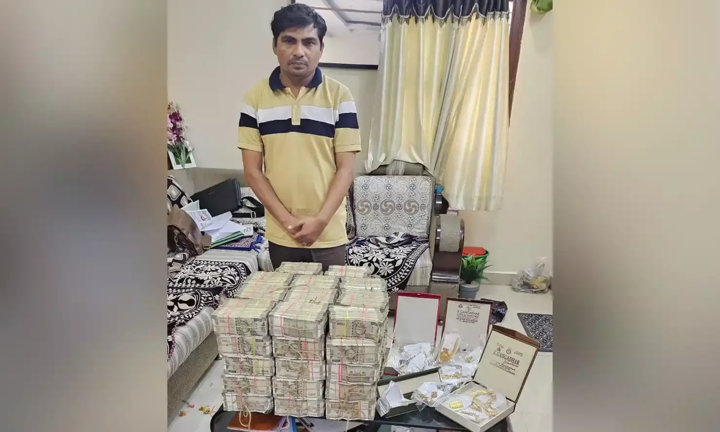 Nizamabad revenue officer Dasari Narendar held for Rs 6 crore disproportionate assets