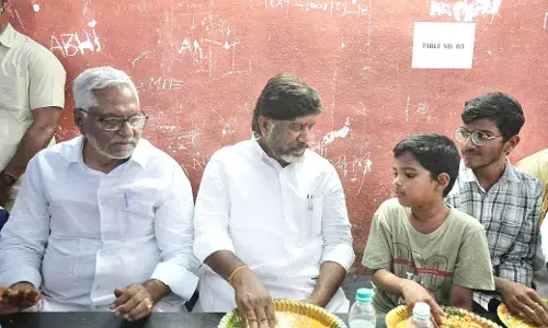 Deputy CM visits Peddapur residential school, expresses anguish over studentsā deaths