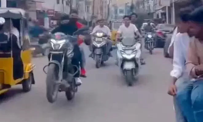 Hyderabad: Video of youth wearing burqa doing bike stunts goes viral; 3 held