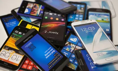 Jamtara: ‘Don’t sell your old phones, Telangana cops seize 4000 phones from Bihar gang