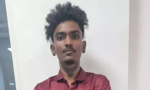 Hyderabad: YouTuber booked for creating chaos by throwing money in public