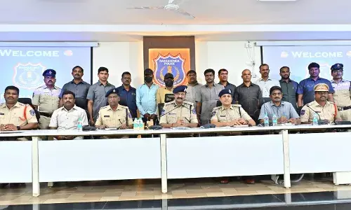 Two held with hashish oil worth Rs 1.52 crore in Hyderabad