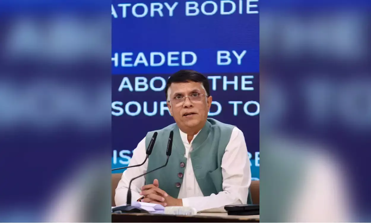 Cong levels fresh allegations against SEBI chief Madhabi Buch