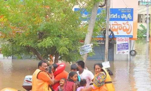 Modi assures all help to Andhra, Telangana following heavy rains, 26 NDRF teams deployed
