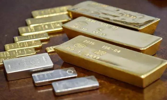 Gold rises Rs 100; silver bounces Rs 1,200