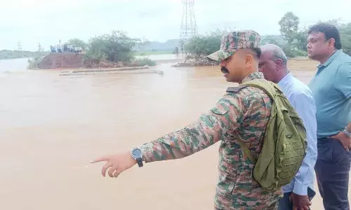 Army, local officials working on war footing to close Budameru breaches in Vijayawada