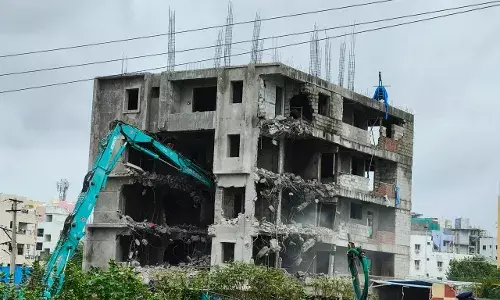 HYDRAA razes ‘illegal structures’ around water bodies in Dundigal, Ameenpur, Madhapur