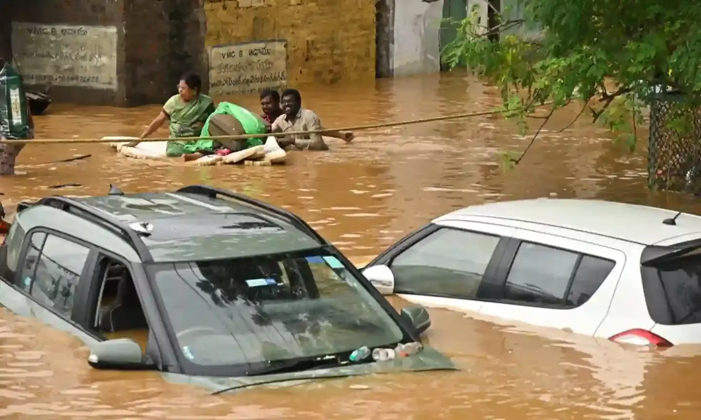 Vijayawada: 1.51 lakh vehicles hit by floods; CM Naidu asks insurers to process claims fast