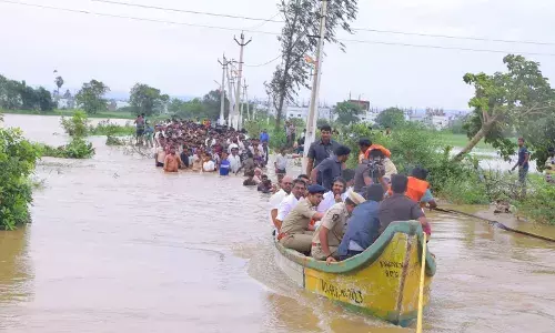 Swollen Yeleru reservoir submerges 62,000 acres of agricultural fields in Andhra