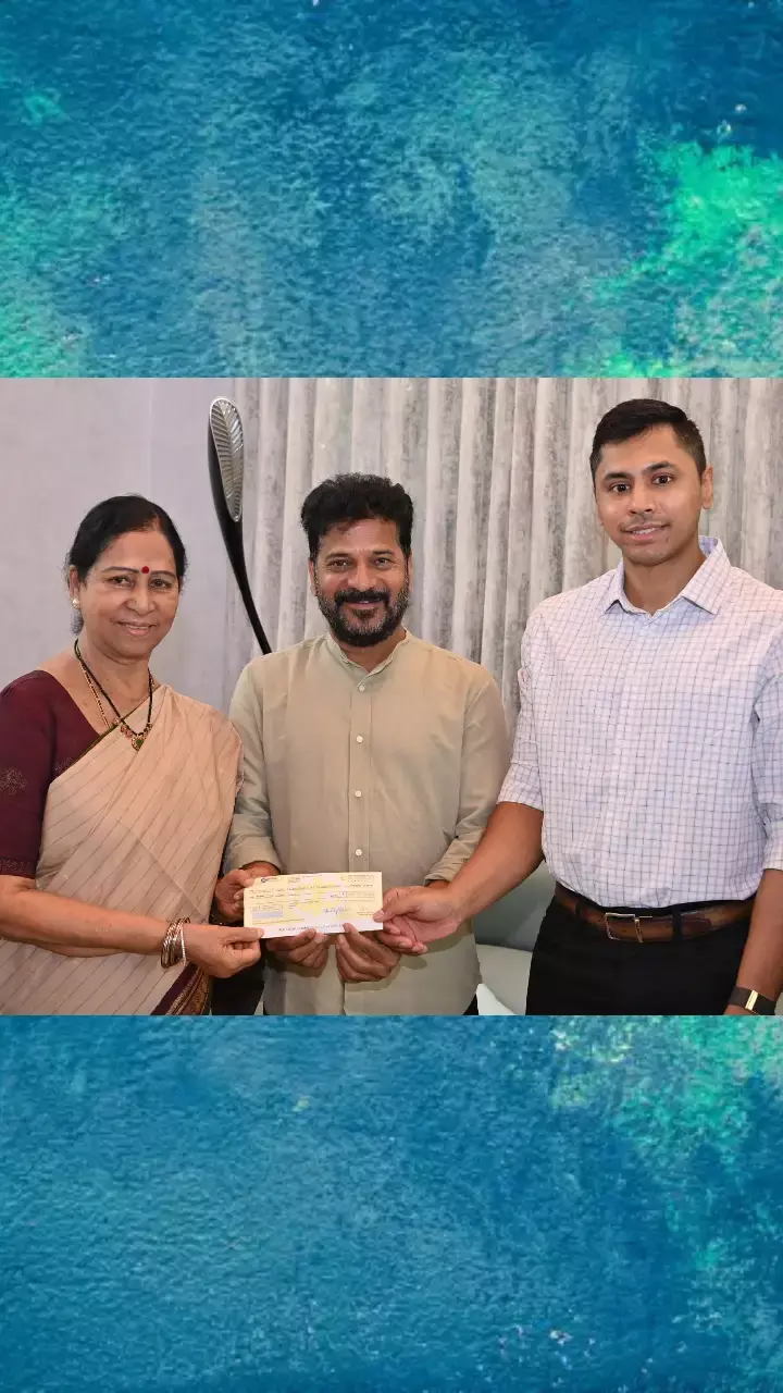 Amara Raja donates to Flood Relief Funds in AP & TS