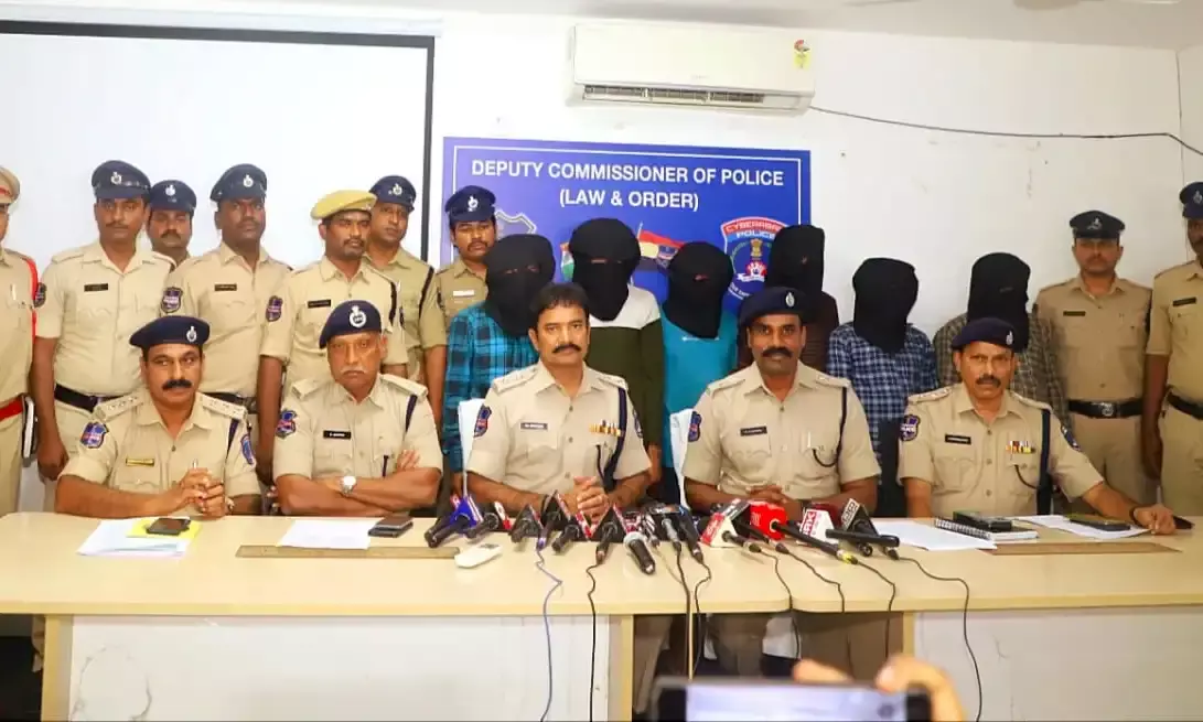 Six notorious inter-state home burglars held in Miyapur, Pet Basheerabad