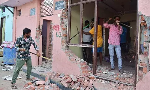 Musi River demolition drive to resume tomorrow; 100 houses obtain stay order from HC