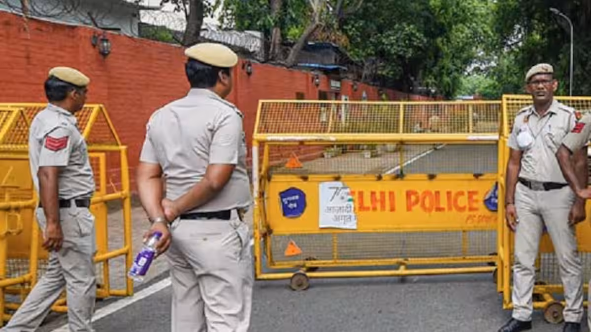3 CRPF schools, 2 KVs receive hoax bomb threat; Delhi Police launches probe