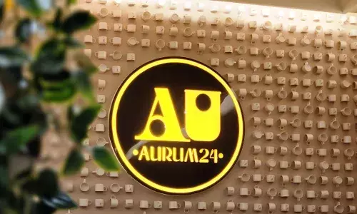 Tellapurās Aurum24 Cafe: Perfect dining spot with space for family outings, work meets