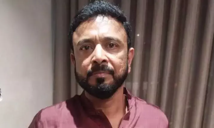 Hyderabad: Raj Pakala appears before Mokila police in drugs case