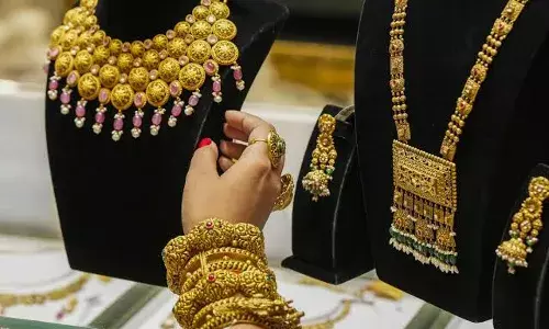 Gold, silver rebound on ongoing wedding season buying, global cues