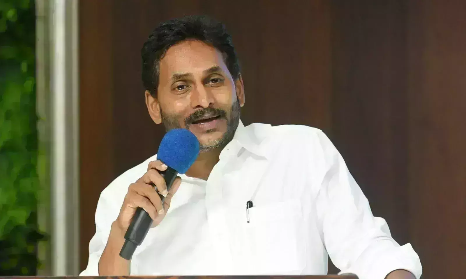 Jagan claims AP farmers not getting MSP for crop produce under TDP