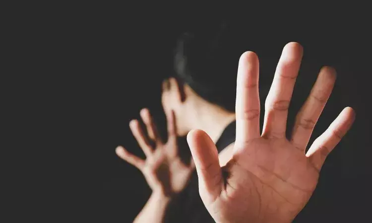 Malayalam actress changes her stance, to proceed with sexual harassment cases against actors