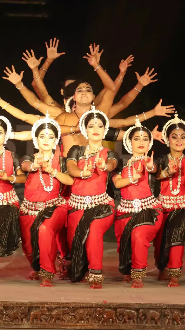 Konark Dance Festival, International Sand Art Fest begins in Odisha