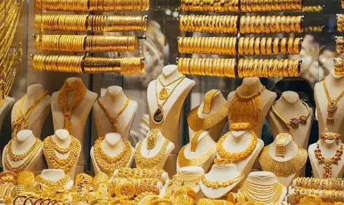 Gold climbs Rs 300 to reclaim Rs 79k-mark; silver continues to shine for third day