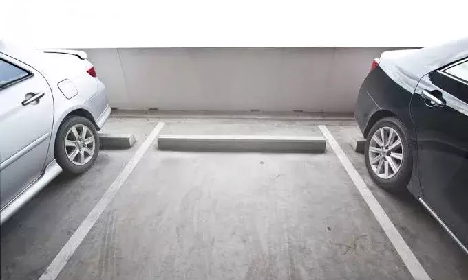 Sarah Builders in RR district fined Rs 1 lakh for failing to deliver second parking spot