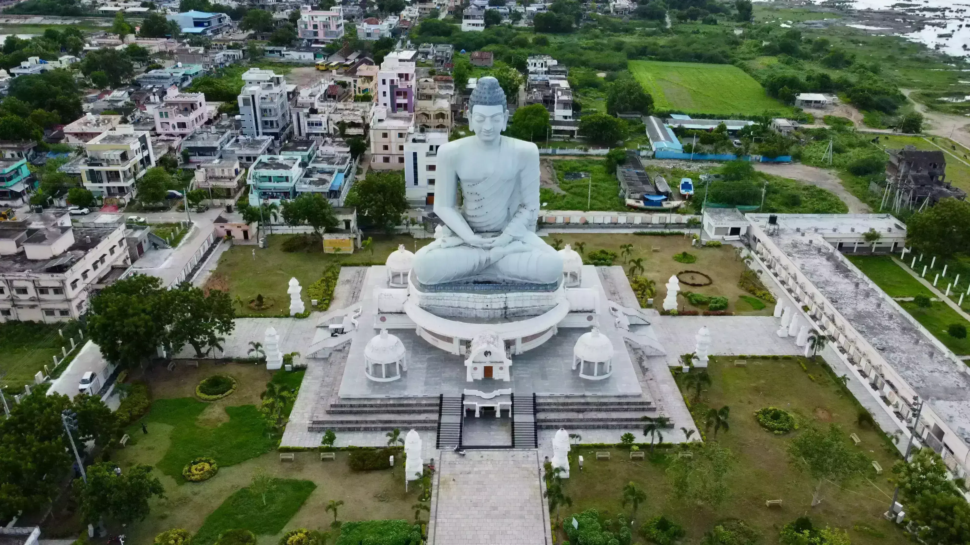 Andhraās new capital: CRDA approves Rs 8821.44 crore for Amaravati development