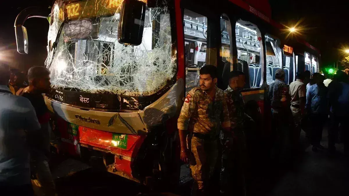 Driver collected backpacks, jumped out of window after Kurla bus horror