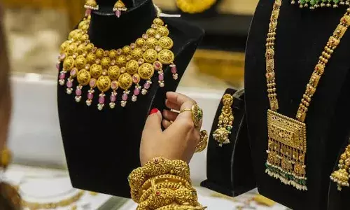 Gold rises Rs 500 per 10 gm; silver at Rs 97,000 per kg