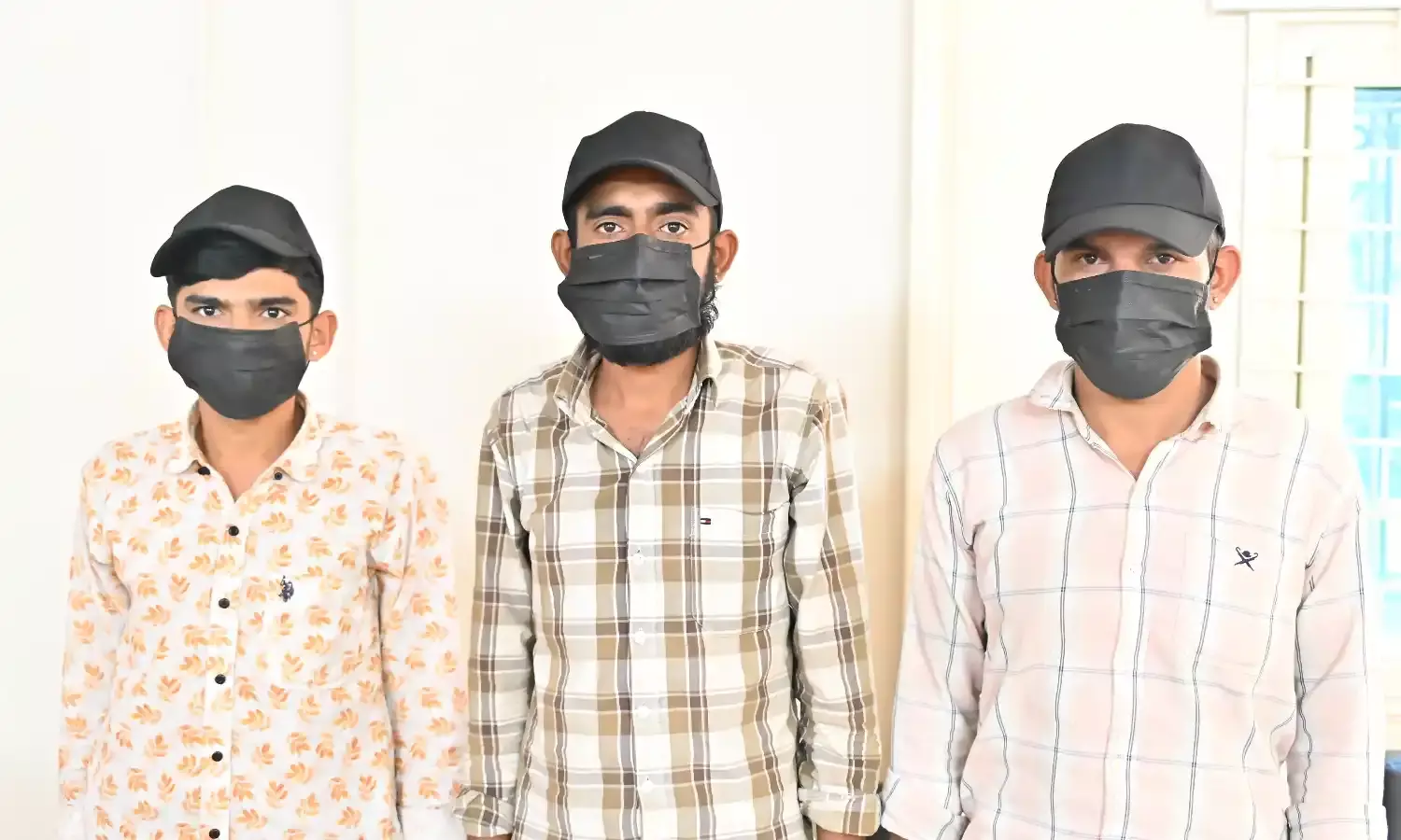 3 held while transporting Rs 1.25 crores worth poppy straw from Rajasthan to Hyderabad