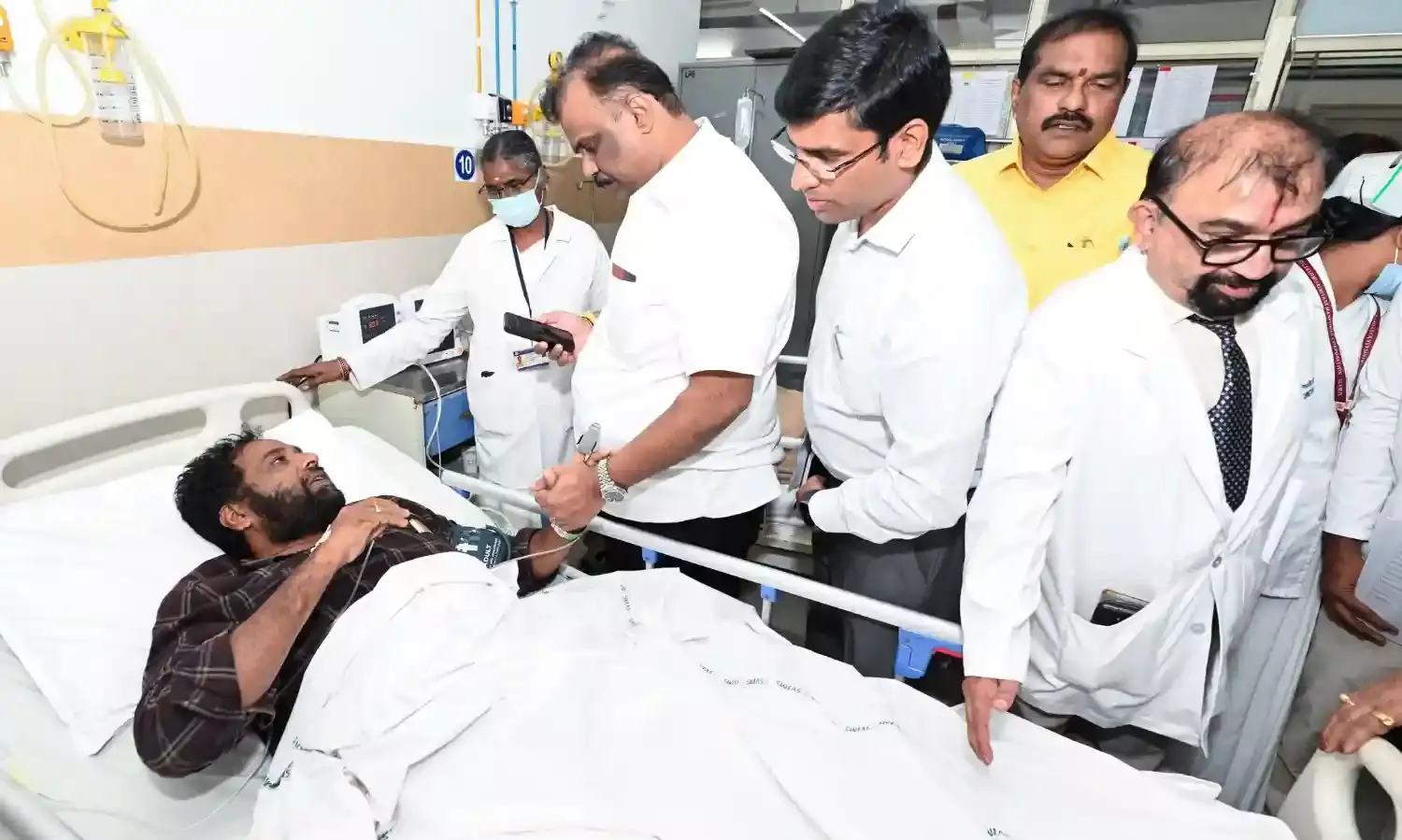 Andhra CM should own moral responsibility for Tirupati stampede, says YSRCP