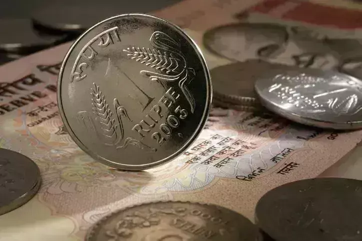 Rupee crashes 27 paise to hit record low of 86.31 against US dollar in early trade