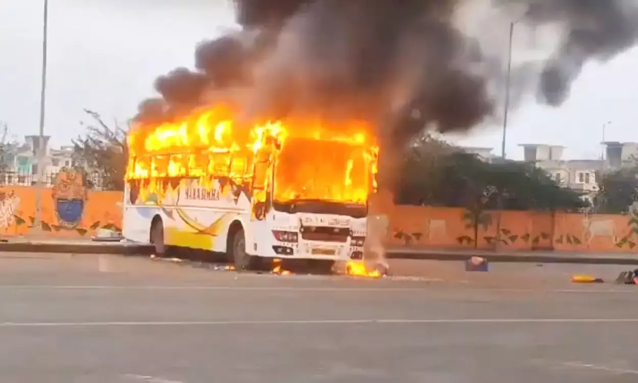 Telangana pilgrim to Maha Kumbh dies in bus fire