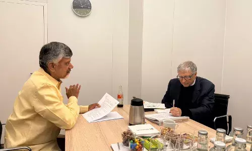 CM Naidu, Bill Gates meet at Davos; to build health, education and innovation in AP