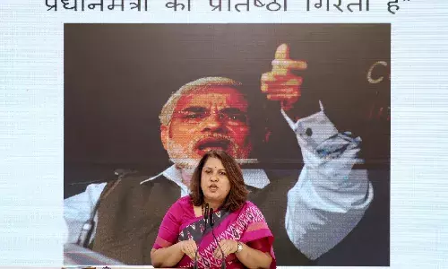 Rupee fell by record 34% under PM Modiās governance: Supriya Shrinate