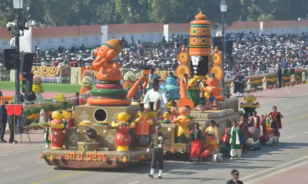 AP’s Republic Day tableau showcasing Etikoppaka Toys wins Centre’s jury award